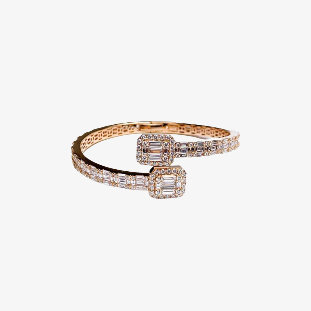 TDV Signature Baguette & Round Diamond Bangle
