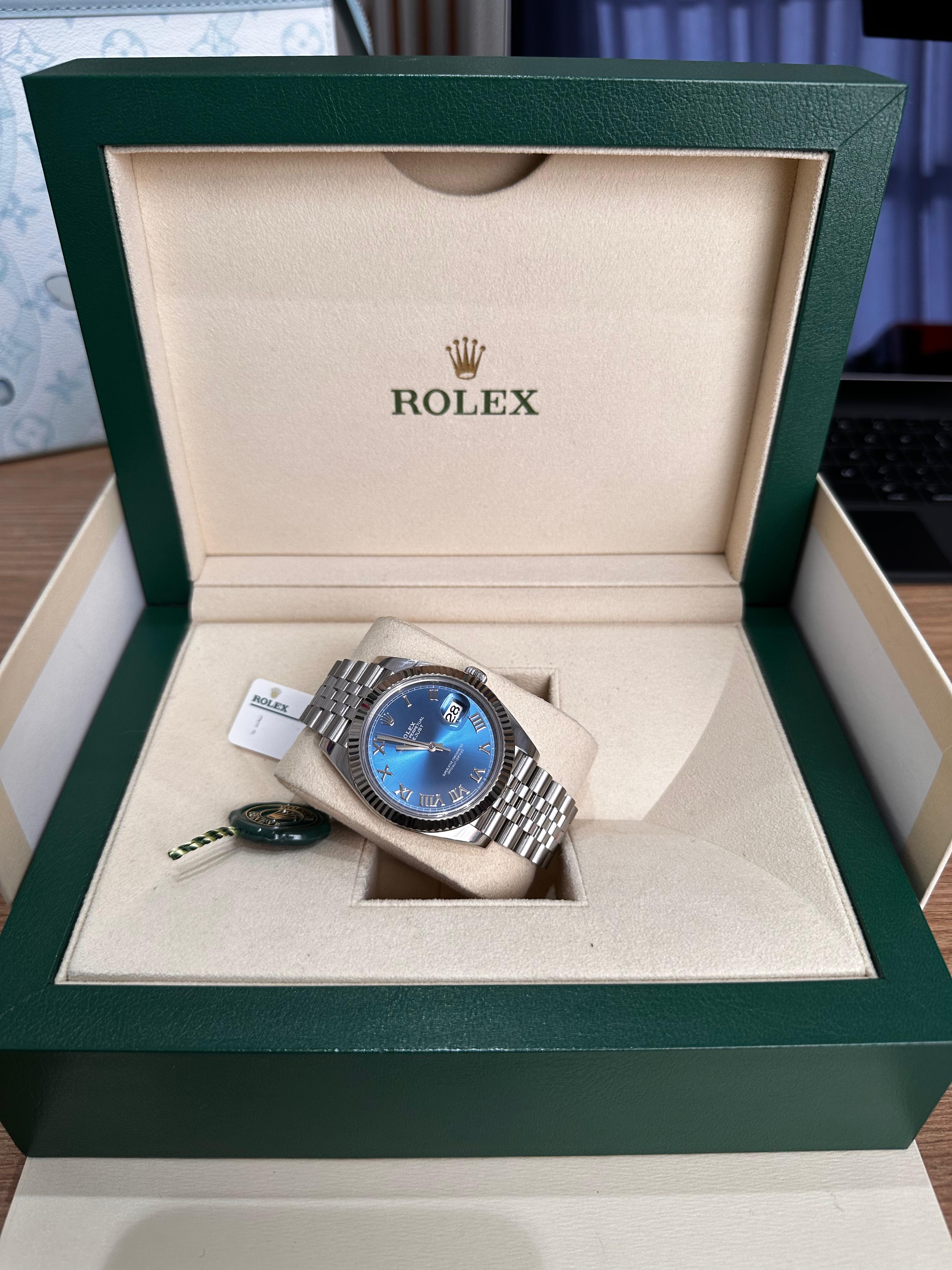Rolex Datejust 41 Fluted Bezel Jubilee Bracelet Blue Roman Azzuro Dial